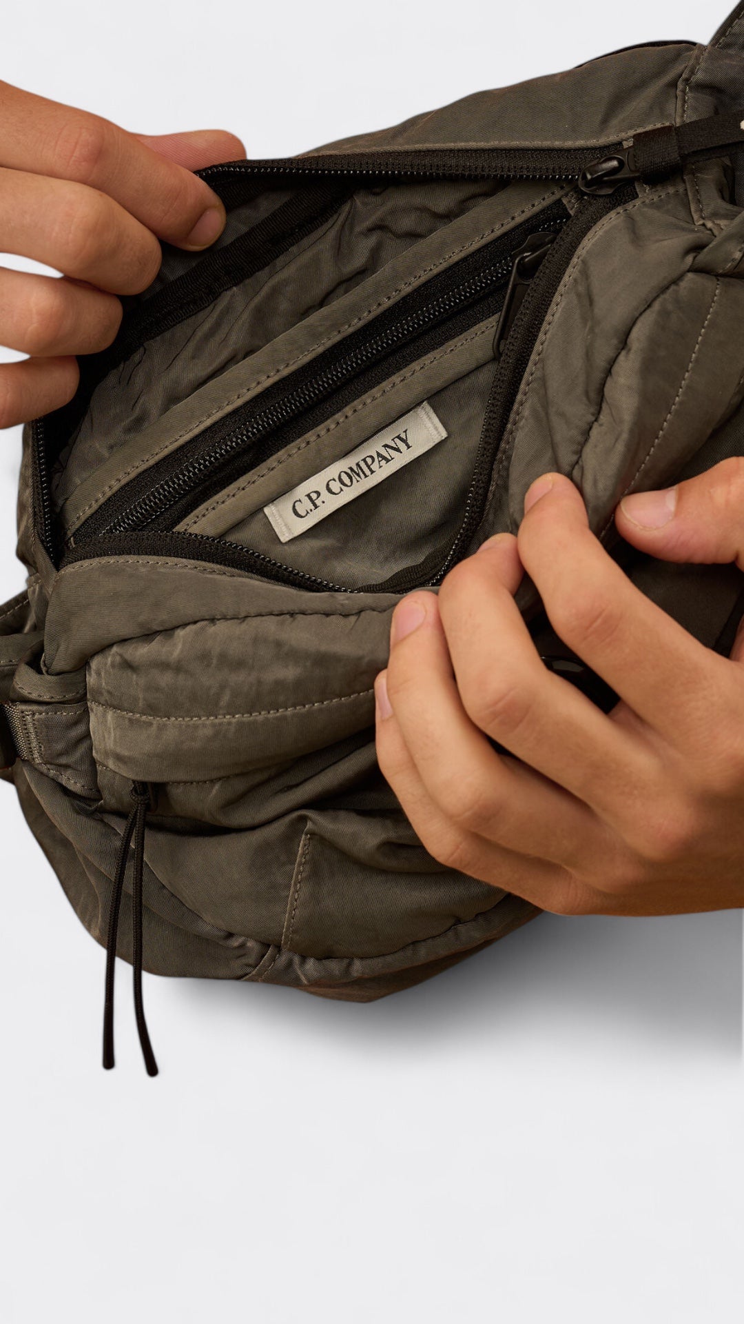 Nylon B Crossbody Pack