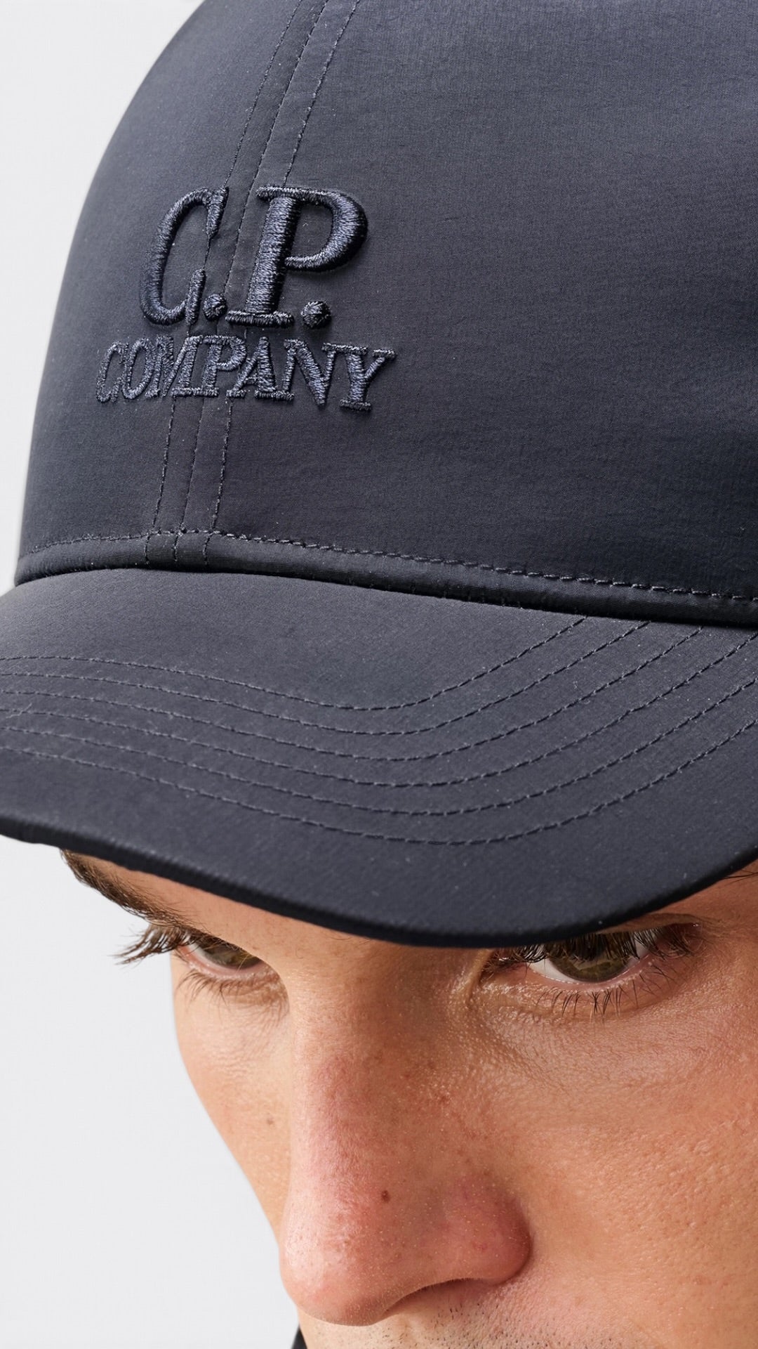 Chrome-r goggle cap