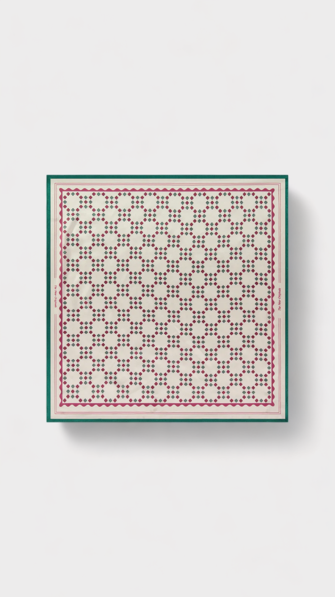 9Dots Monogram Bandana White Alyssum