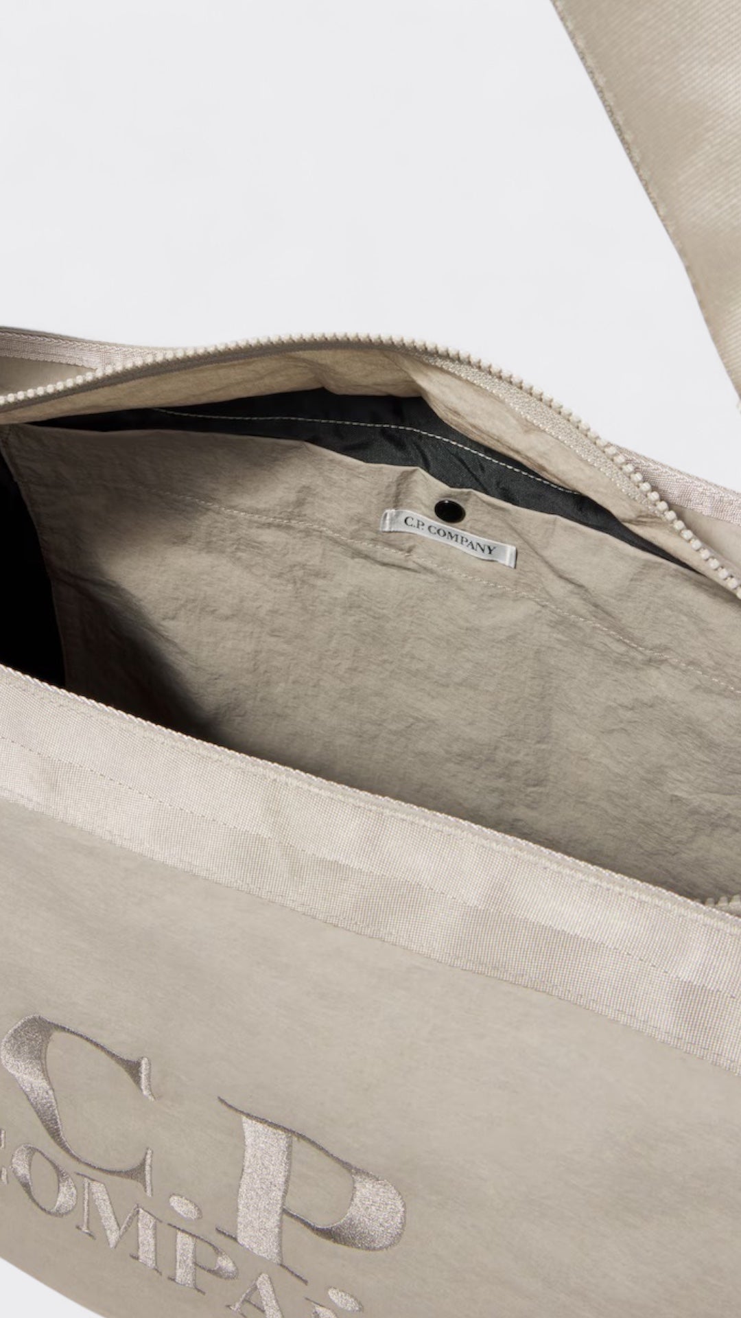 Plain Paper Zipped Bag