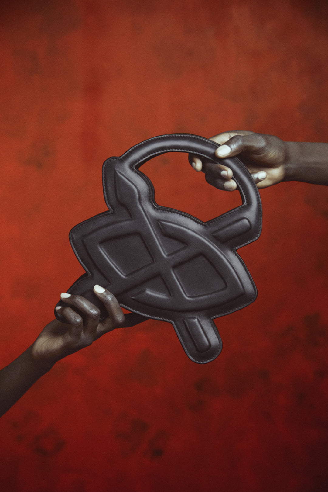 Black Cimbia Shield Bag