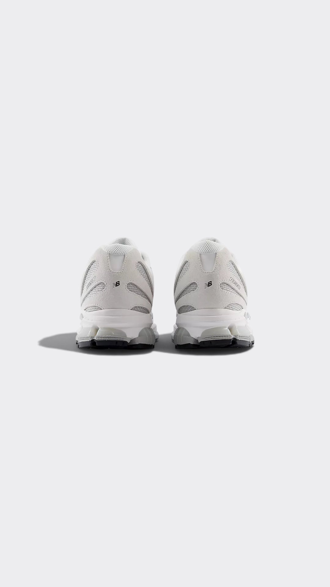 1890 White
