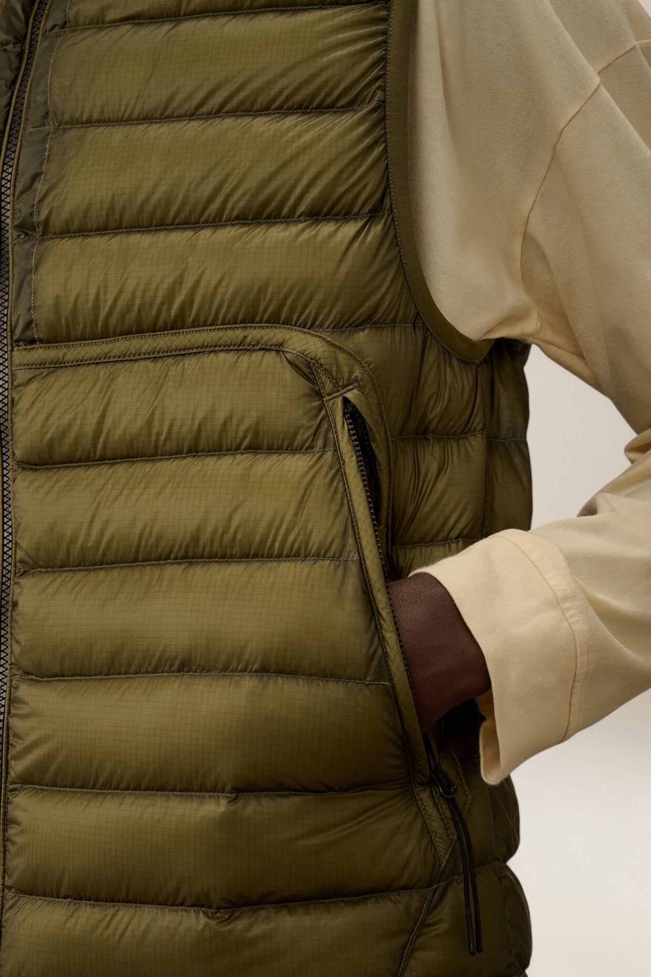 D.D. Shell Goggle Down Gilet