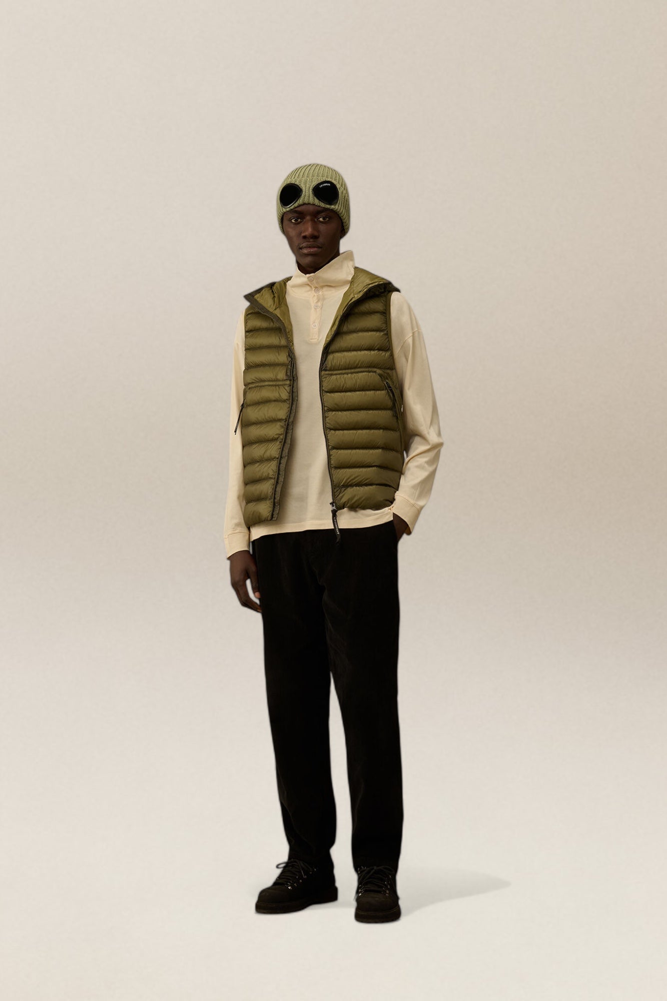 D.D. Shell Goggle Down Gilet