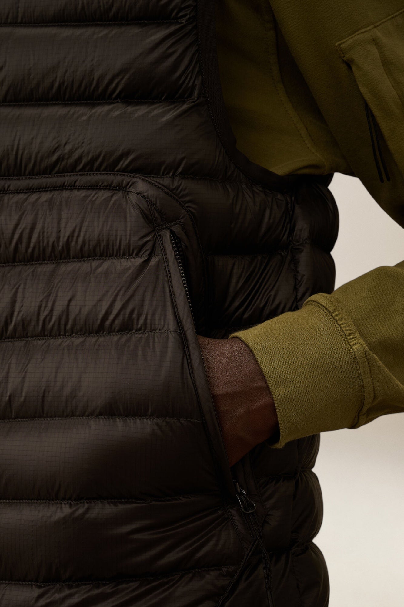D.D. Shell Goggle Down Gilet