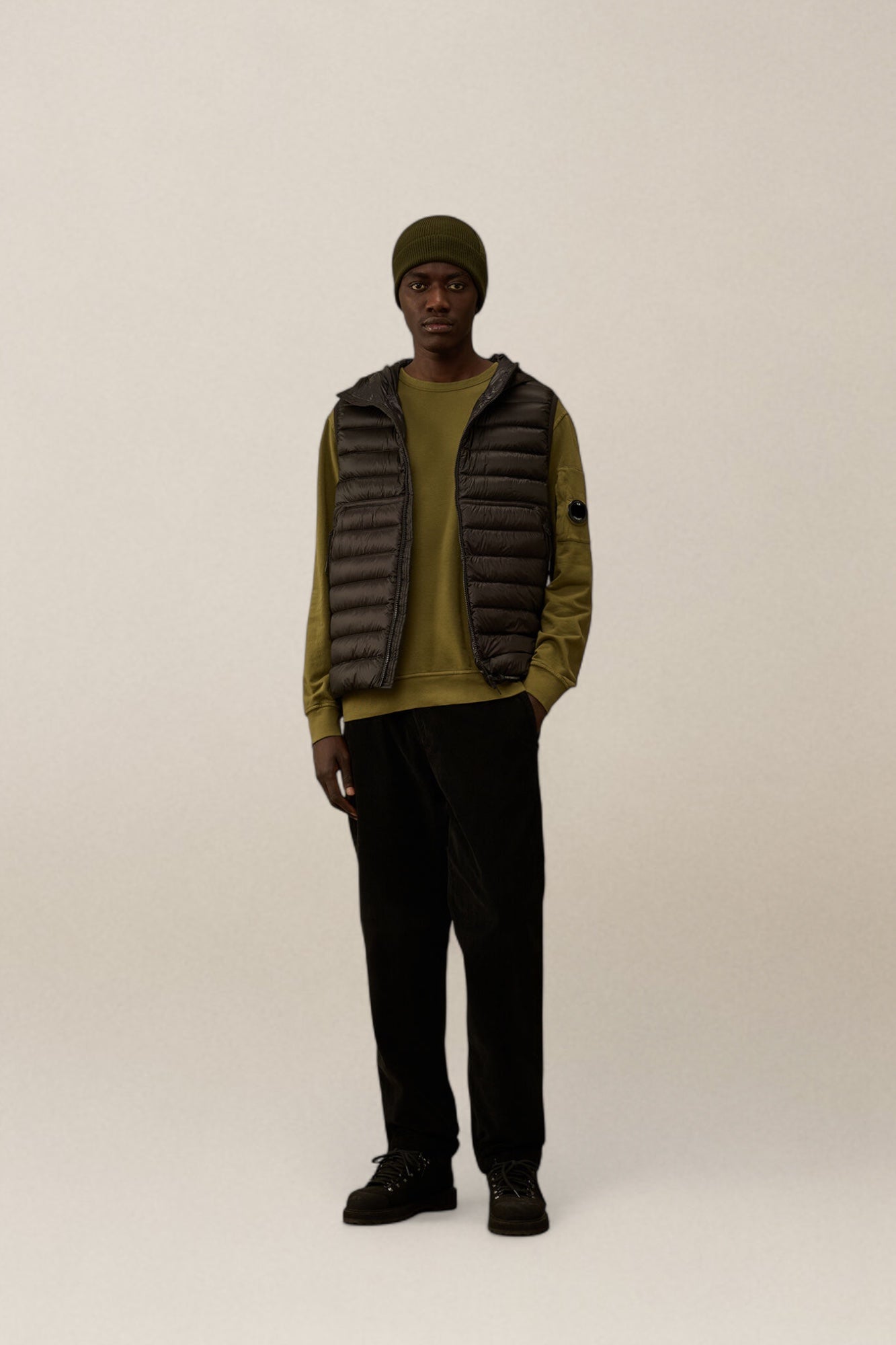 D.D. Shell Goggle Down Gilet