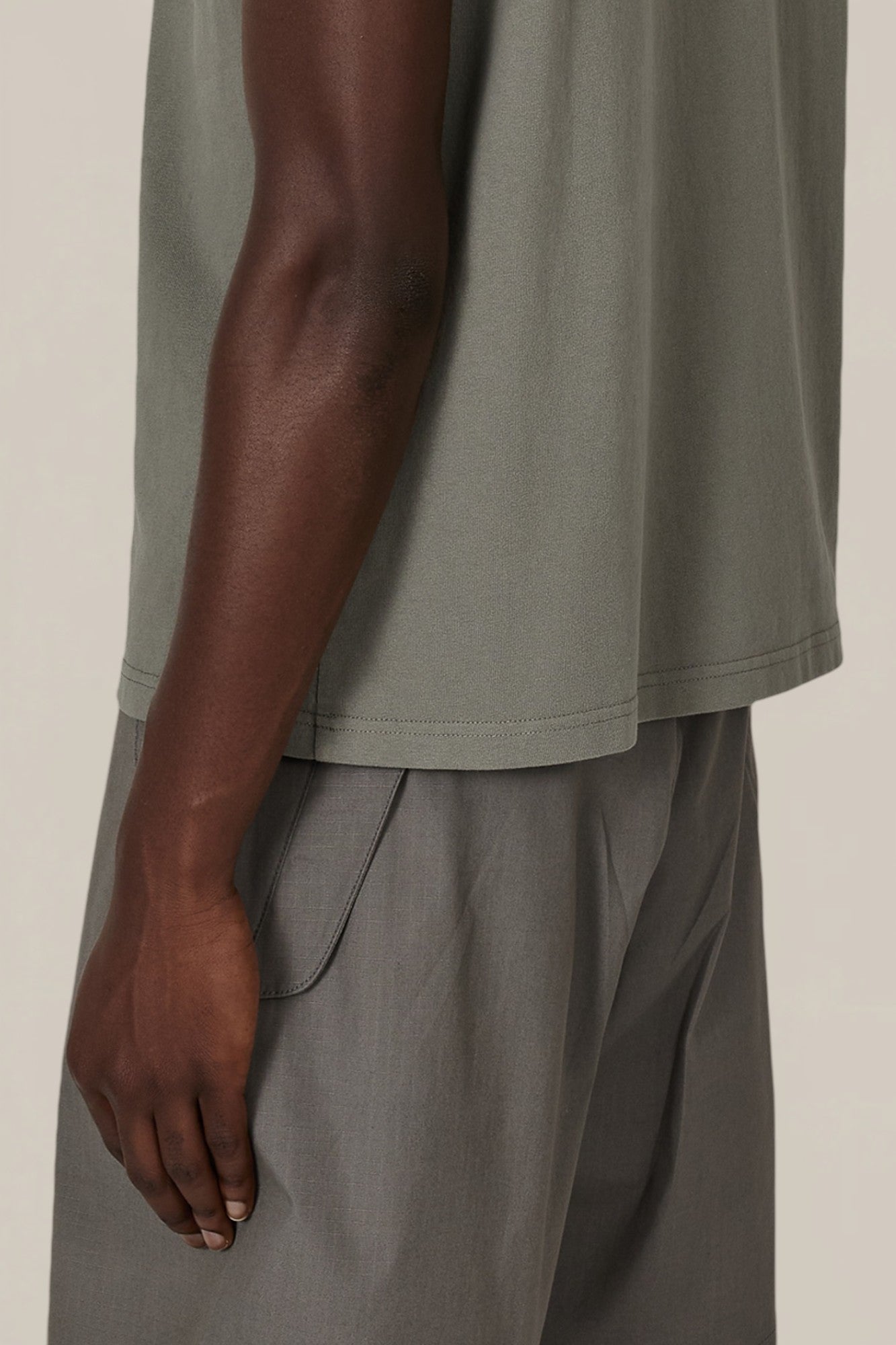 Warmth Sleeveless Tee