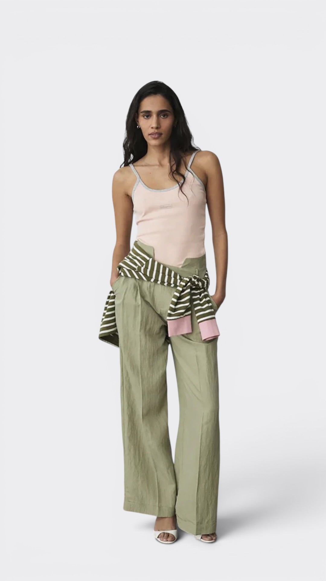 Meline Khaki
