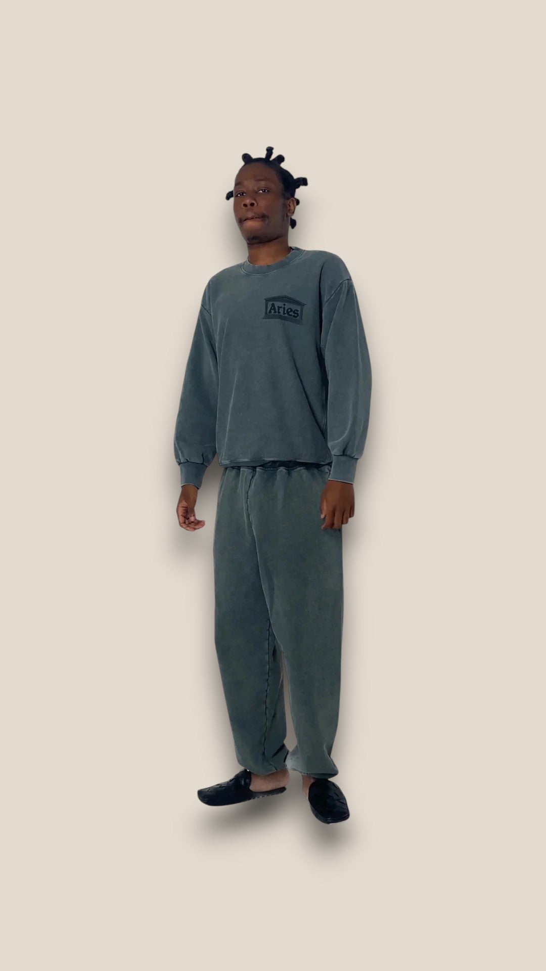 Premium Aged Temple Sweatshirt