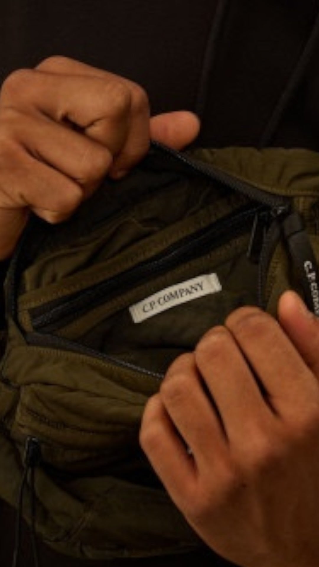 Nylon b waist bag
