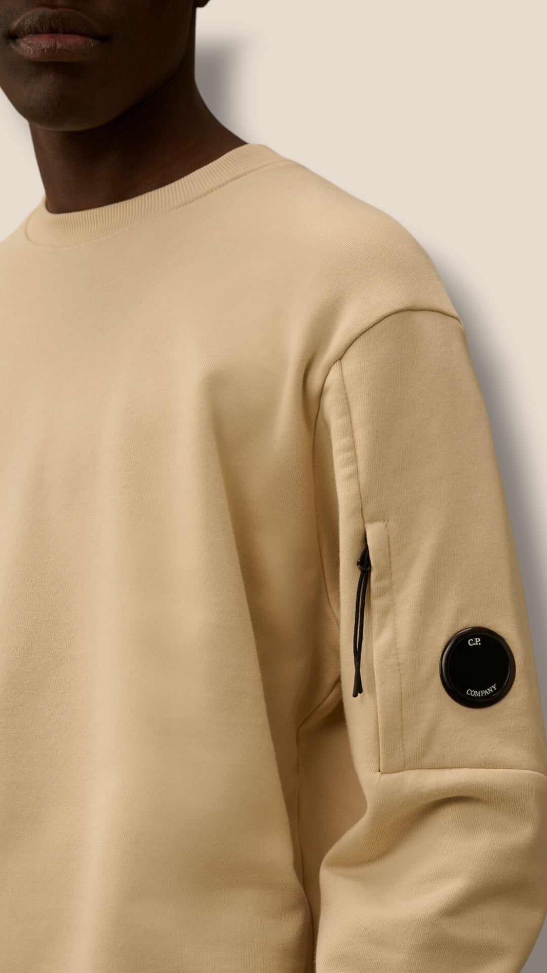 Diagonal Raised Fleece Crewneck Lens Sweatshirt