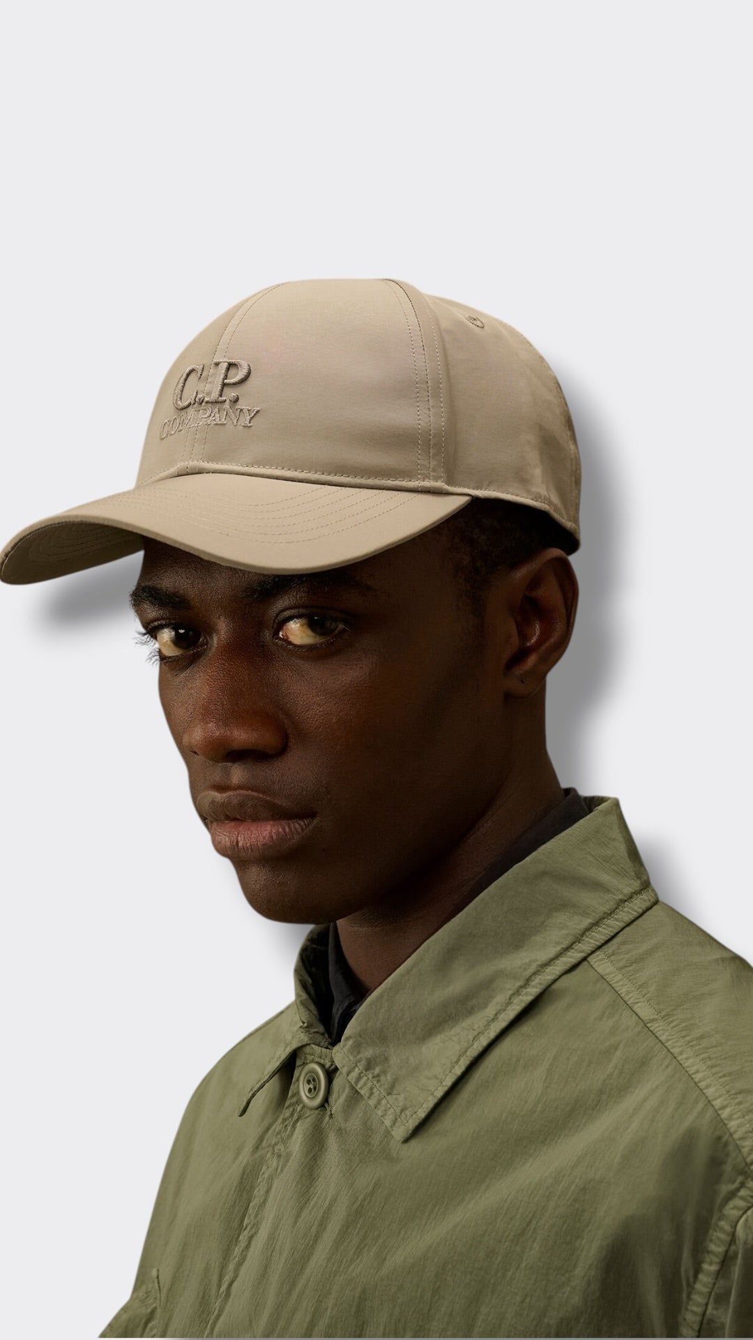 Chrome-r logo cap