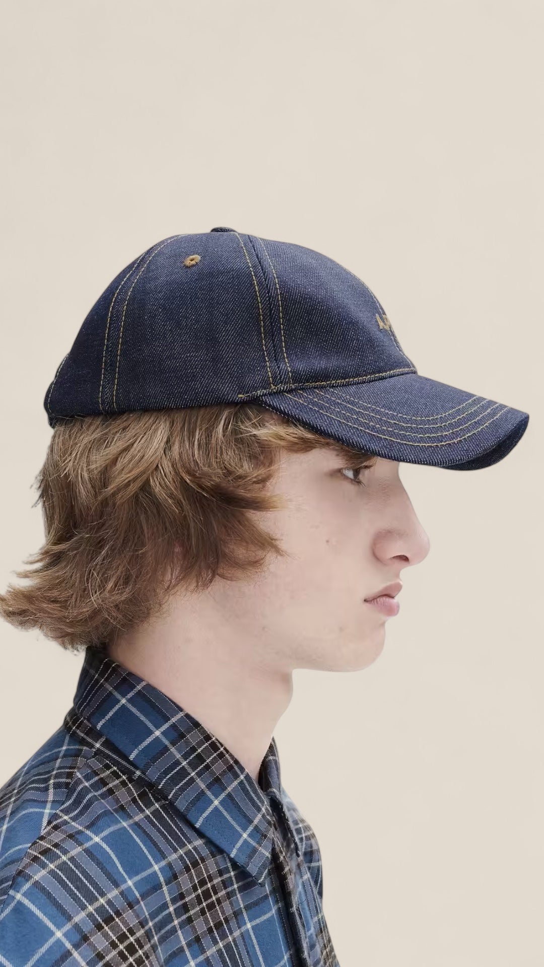 Thais Cap