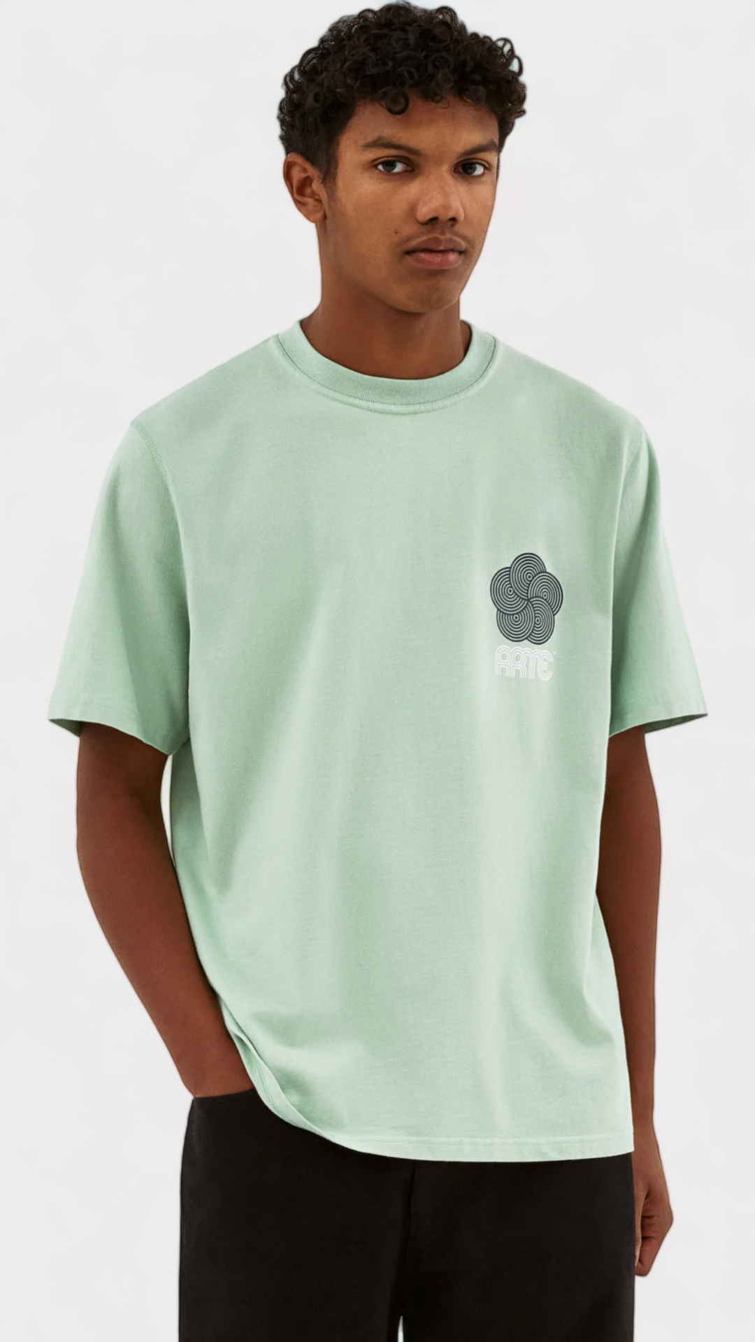 Teo Circle Flower T-shirt