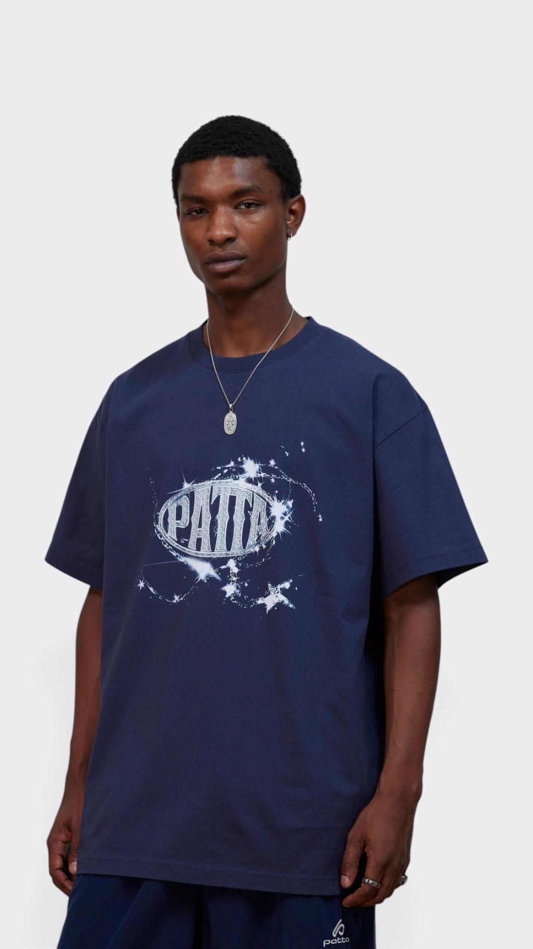 Patta Galaxy T-Shirt Black Iris - con modelo