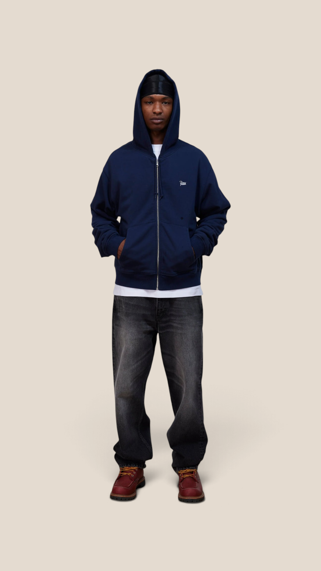 Patta Waffle Reversible Zip Up Hooded Sweater Black Iris - con modelo