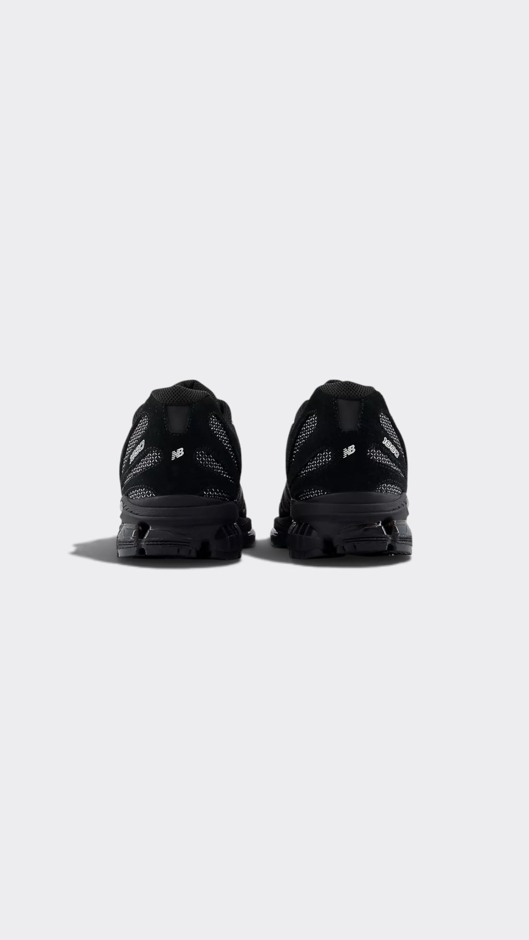 1890 Black